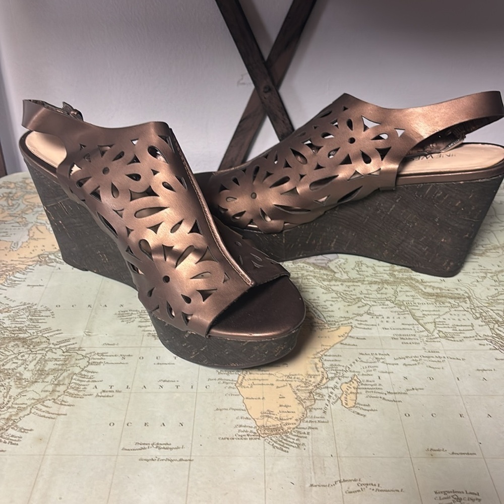 Nine West Dark Bronze Floral Sandals